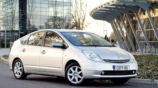 Illustration for article titled The Ten Most Socially Offensive Cars